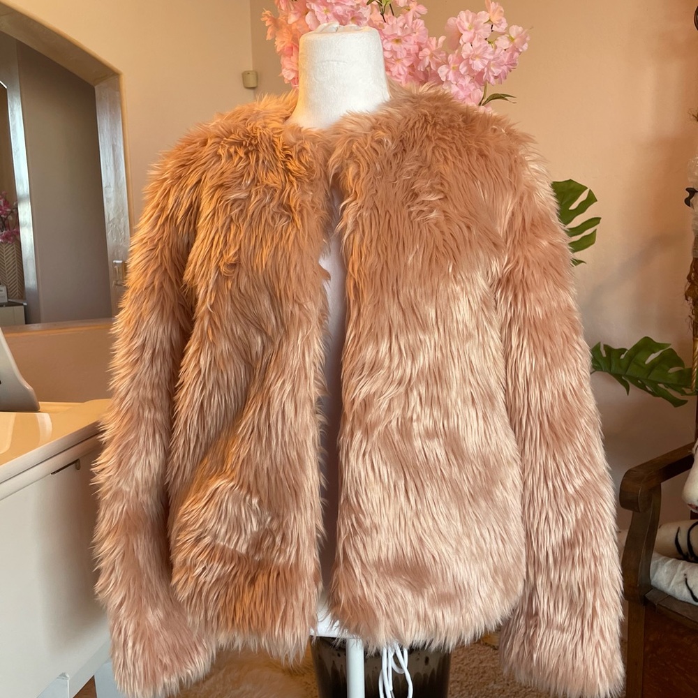 ❌Sold ❌Chelsea28 Faux Fur Jacket in Light Pink